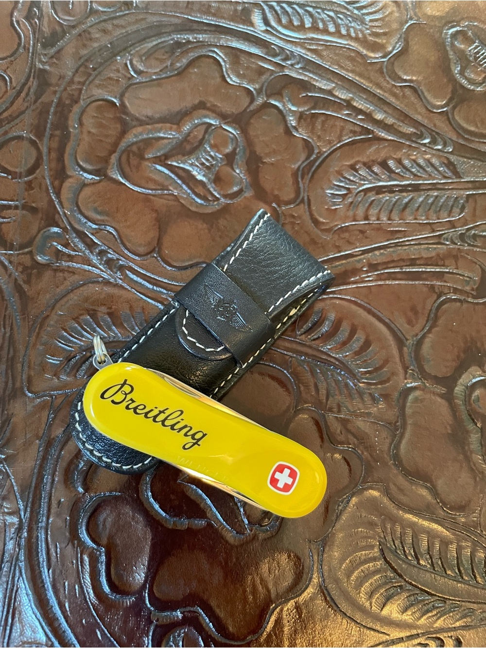 Breitling Yellow Swiss Multi-Tool Pocket Knife - Picture 2 of 14